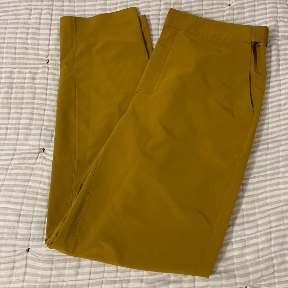 Lululemon Womens Trouser, Mustard Gold, Size 8 NWOT